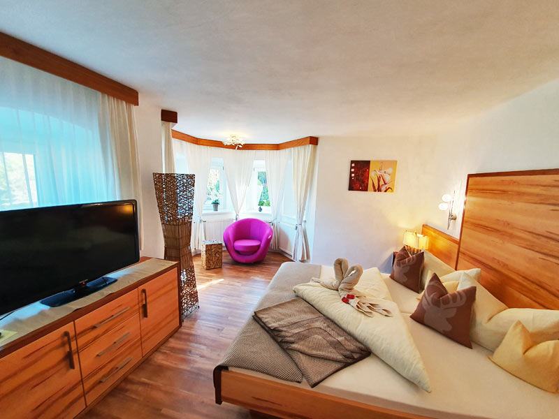 Zimmer Panorama-Suite in Mittenwald